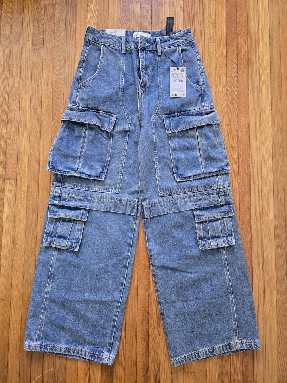 Zara Relaxed Fit Wide Leg Cargo Denim